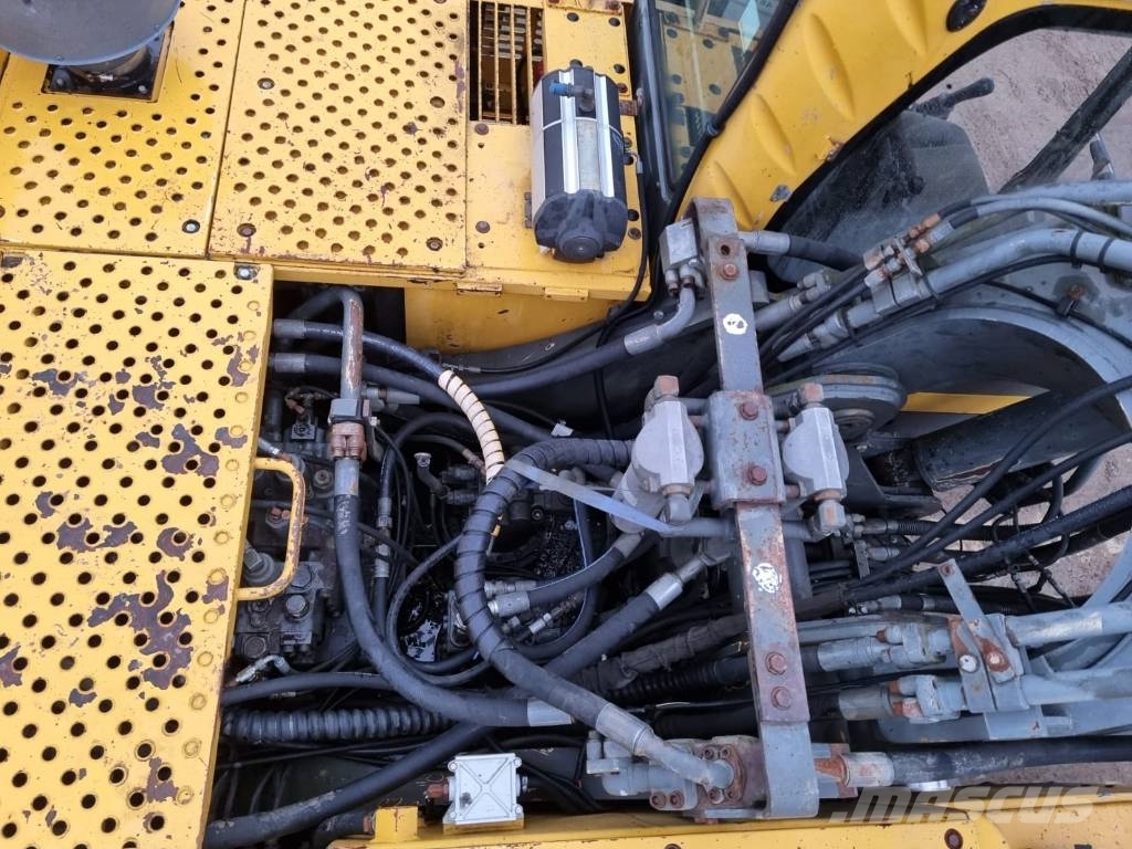 Volvo EC 460 B LC Roomikekskavaatorid