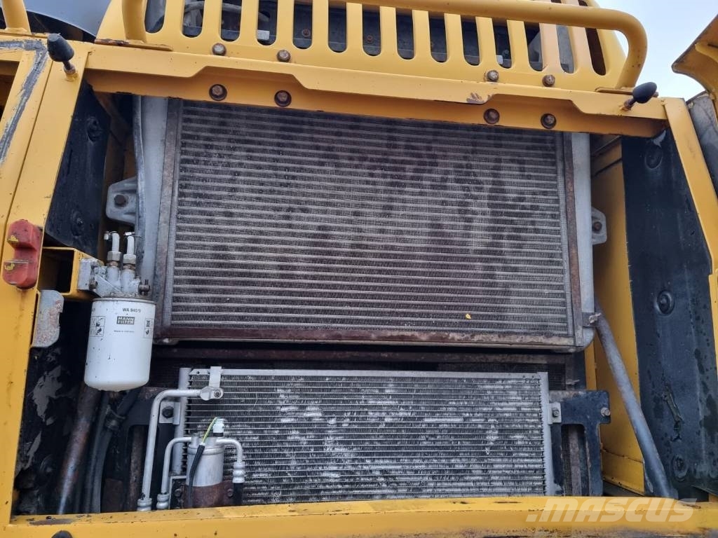 Volvo EC 460 B LC Roomikekskavaatorid