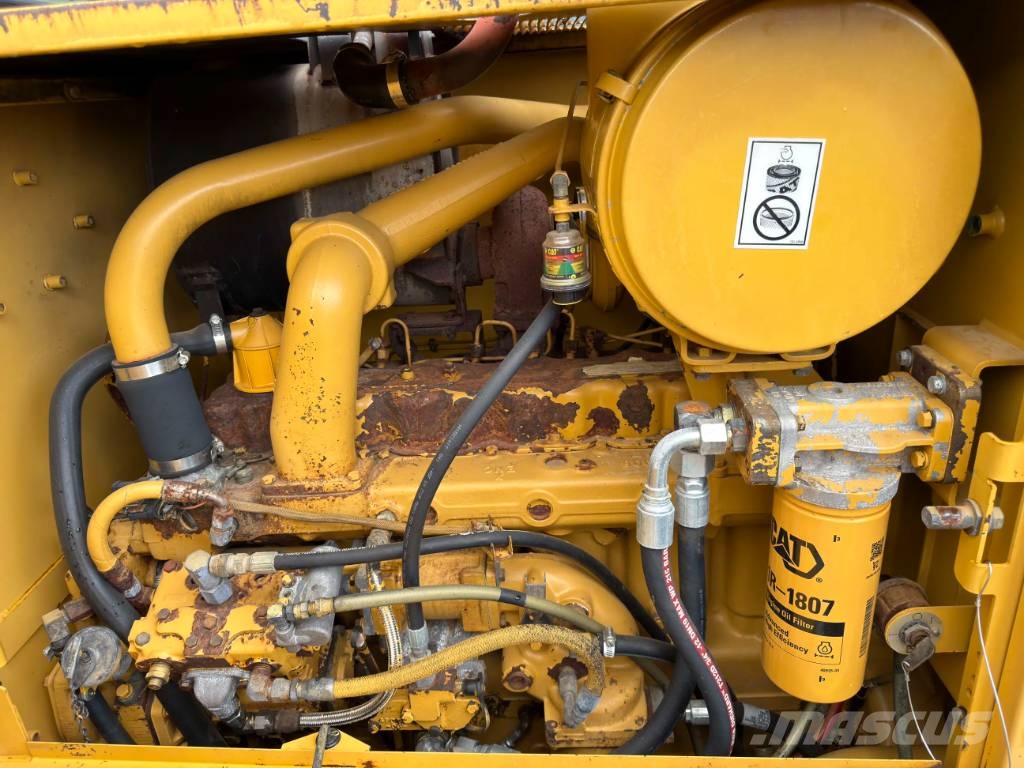 CAT 140H Грейдеры