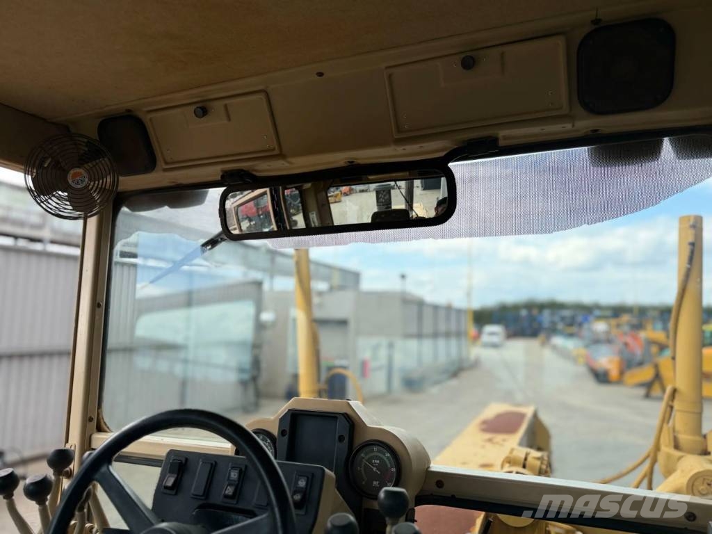 CAT 140H Грейдеры