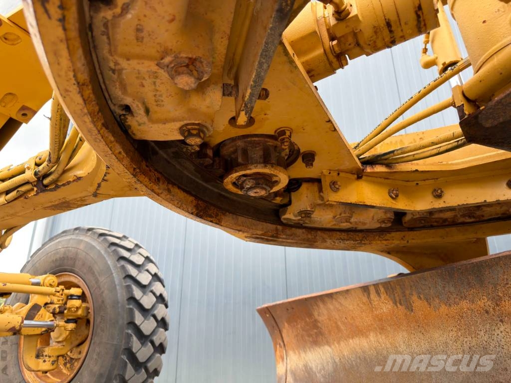 CAT 140H Грейдеры