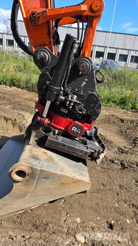 Hitachi ZX145W-6 حفارات بعجل