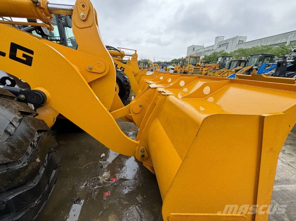 SDLG LG956L - Second Hand Excavator for Sale Колесни товарачи