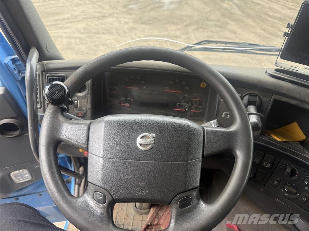 Volvo FH 500 8x4 شاحنات الرافعات الخطافية