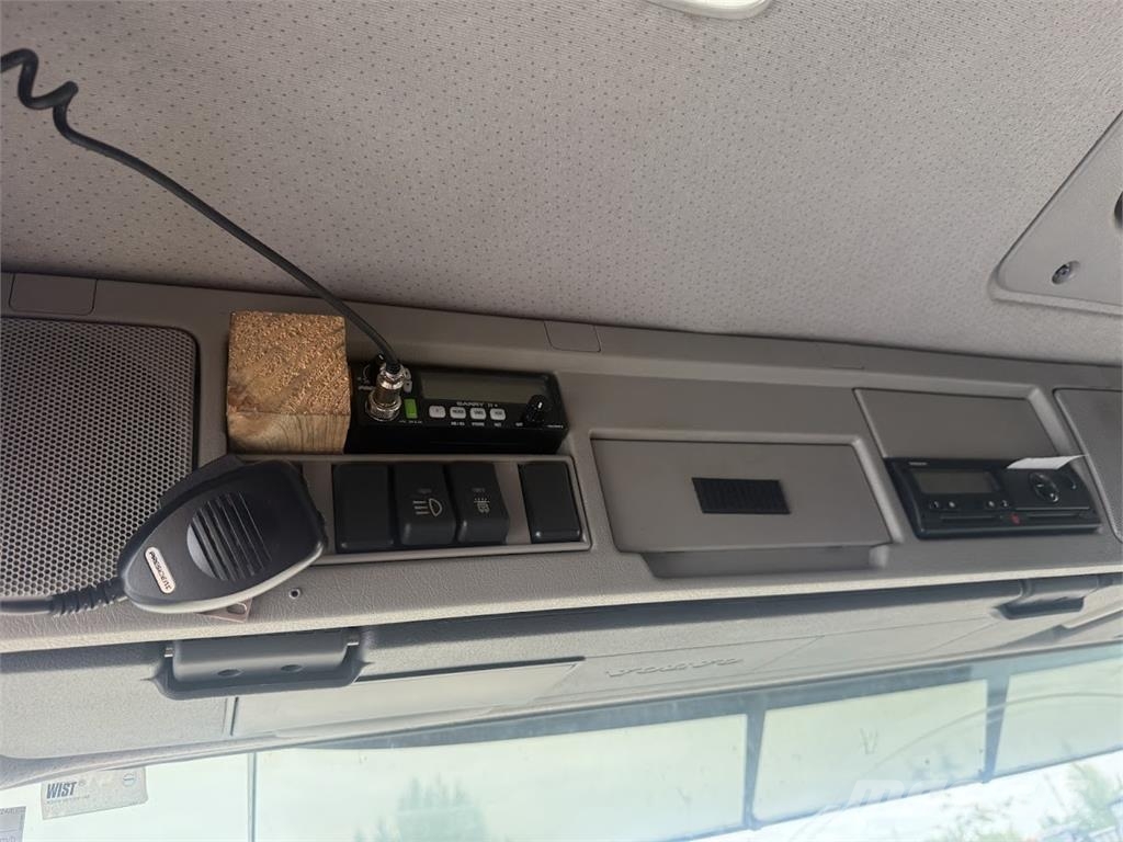 Volvo FH 500 8x4 شاحنات الرافعات الخطافية