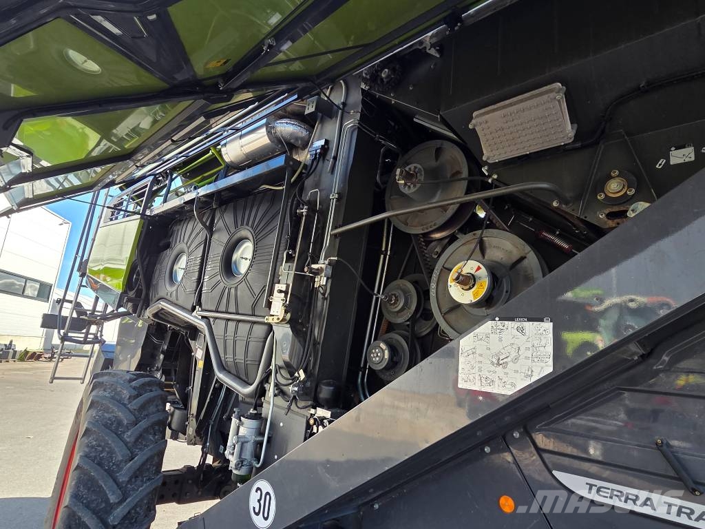 CLAAS Lexion 7700 TerraTrac Θεριζοαλωνιστικές μηχανές