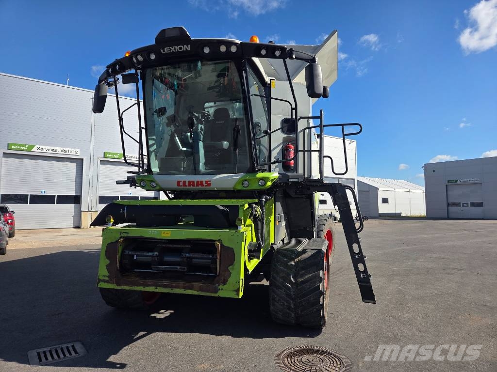 CLAAS Lexion 7700 TerraTrac Θεριζοαλωνιστικές μηχανές
