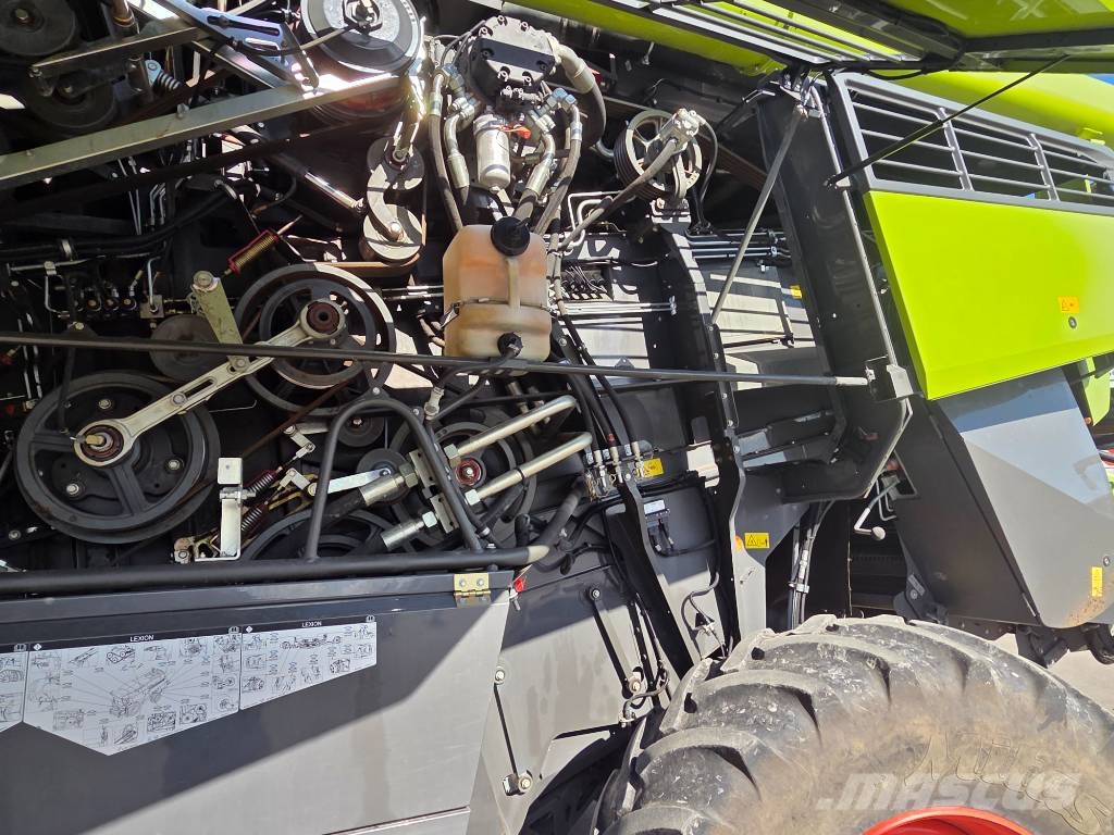 CLAAS Lexion 7700 TerraTrac Θεριζοαλωνιστικές μηχανές