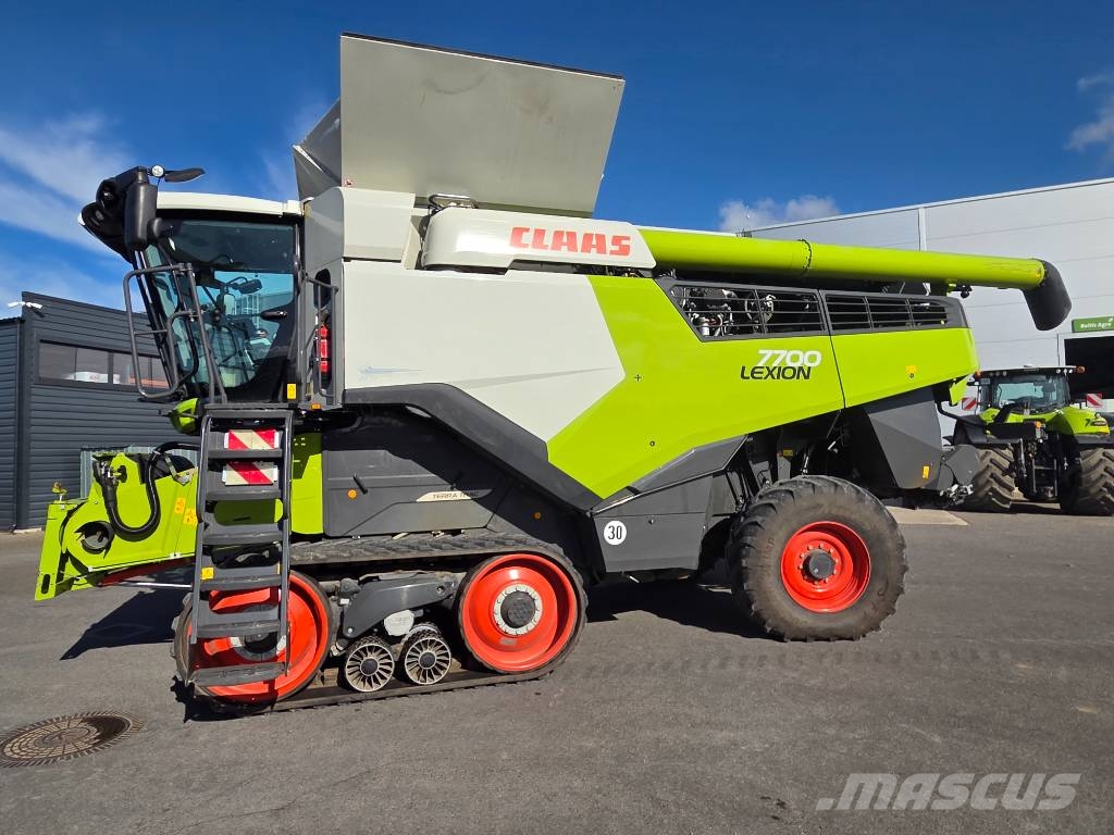 CLAAS Lexion 7700 TerraTrac Θεριζοαλωνιστικές μηχανές