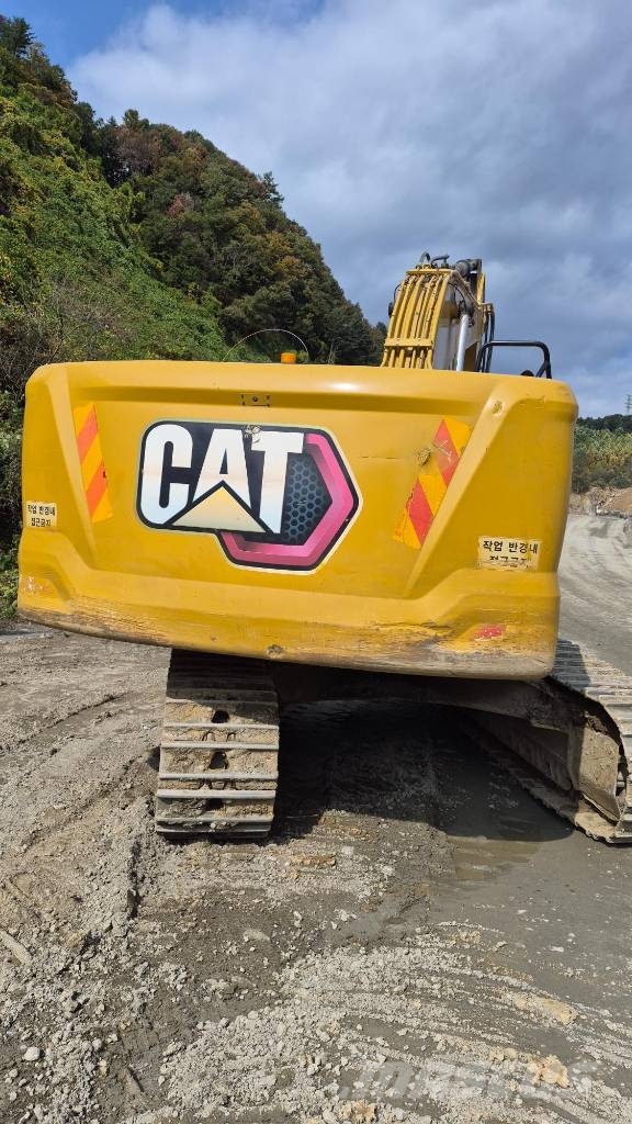 CAT 330 Koparki gąsienicowe