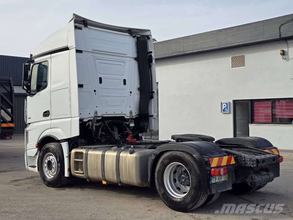 Mercedes-Benz Actros 1851 Tegljači