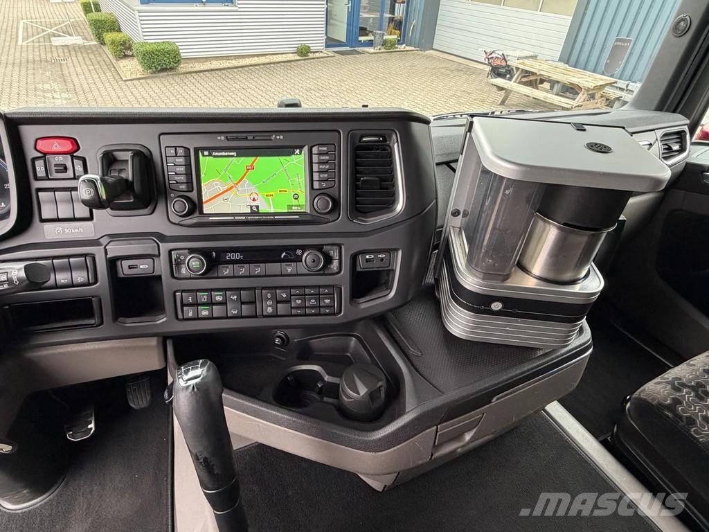Scania R520 V8 Euro 6D *Manual * NL-Truck* Apk 08-2027 Sadulveokid