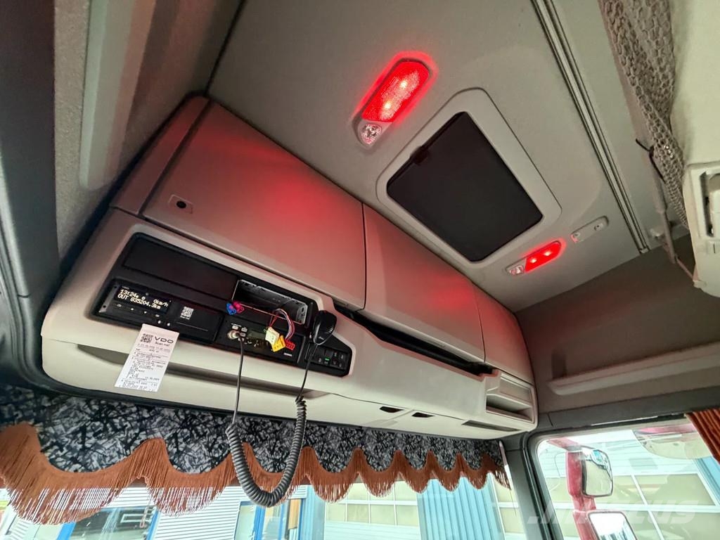 Scania R520 V8 Euro 6D *Manual * NL-Truck* Apk 08-2027 Sadulveokid
