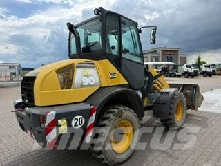 Komatsu WA 90-6 휠로우더