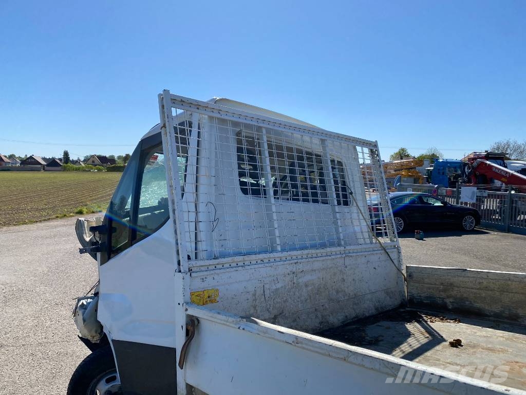 Iveco DAILY 35-140 2.3D/140-JPM Carte Grise Françaises Pikaplar