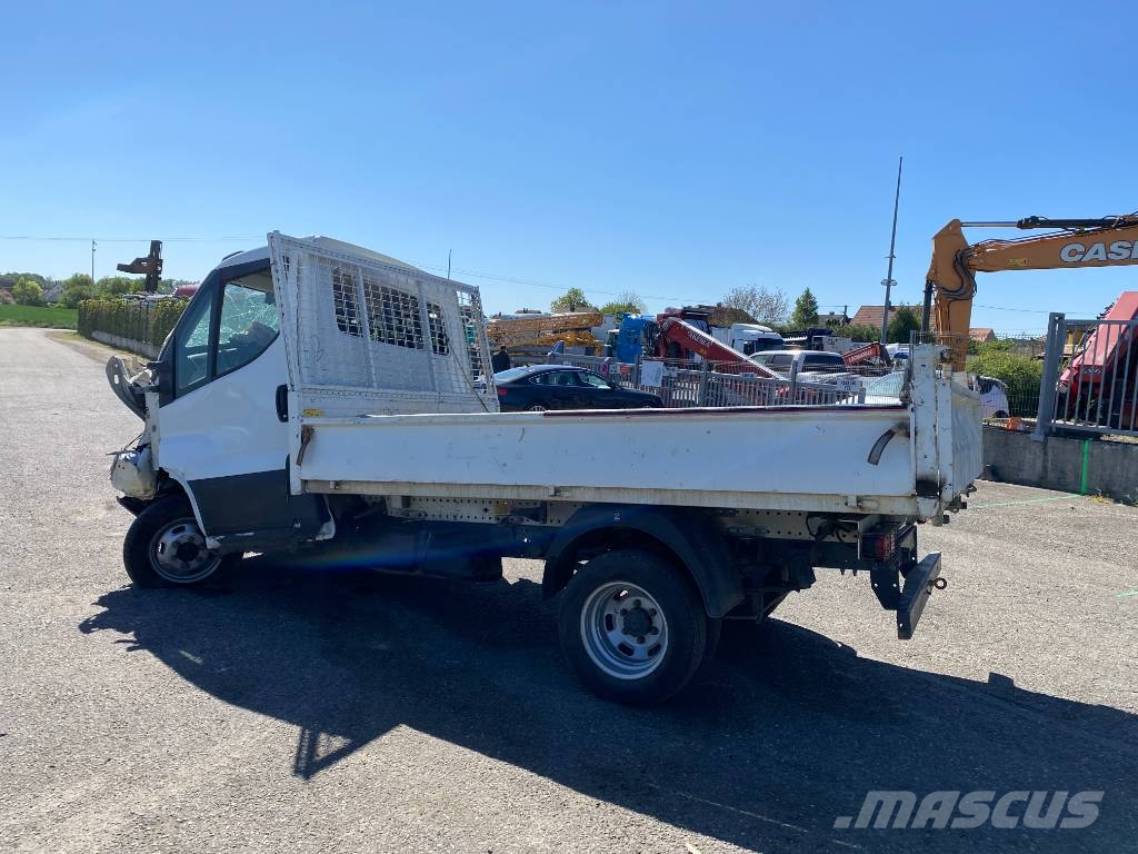 Iveco DAILY 35-140 2.3D/140-JPM Carte Grise Françaises Pikaplar