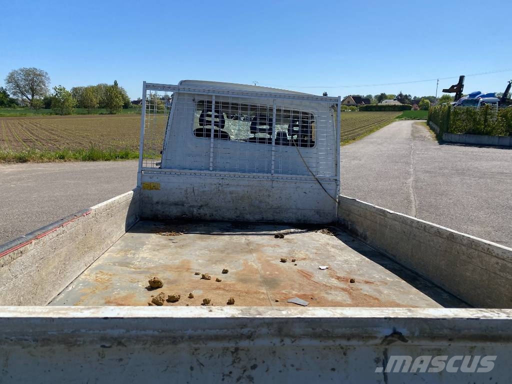 Iveco DAILY 35-140 2.3D/140-JPM Carte Grise Françaises Pikaplar