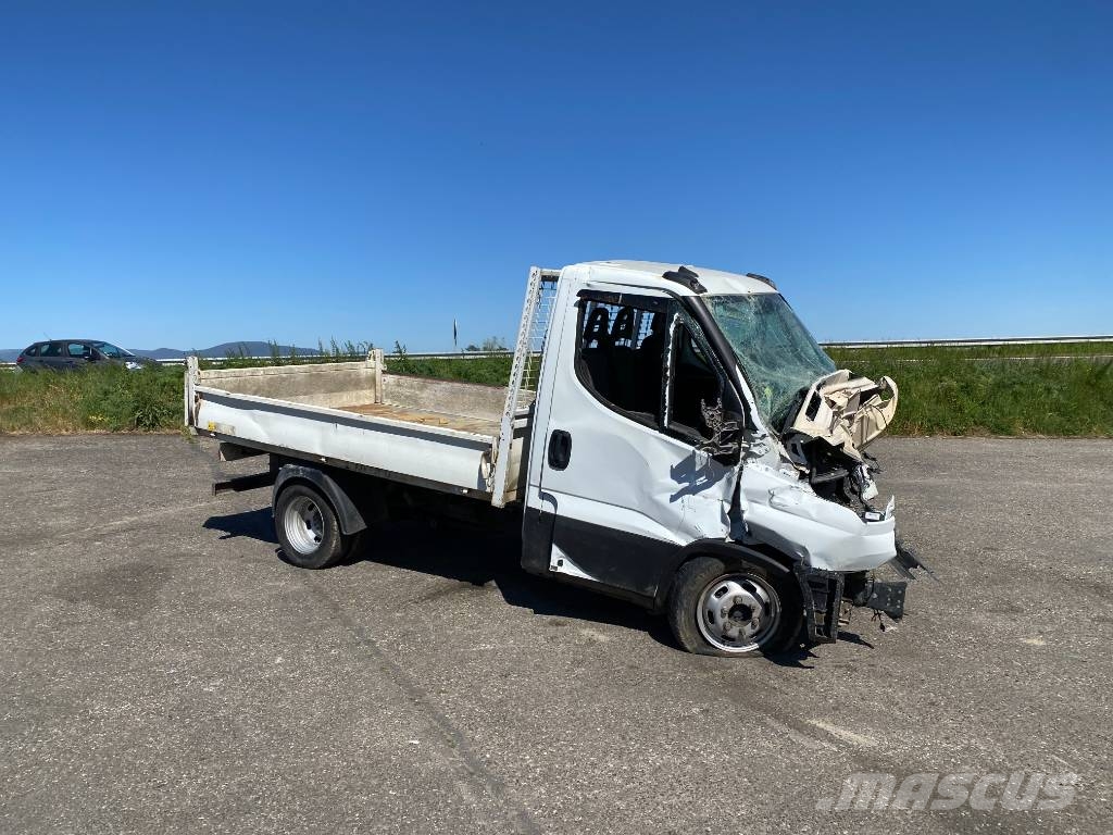 Iveco DAILY 35-140 2.3D/140-JPM Carte Grise Françaises Pikaplar