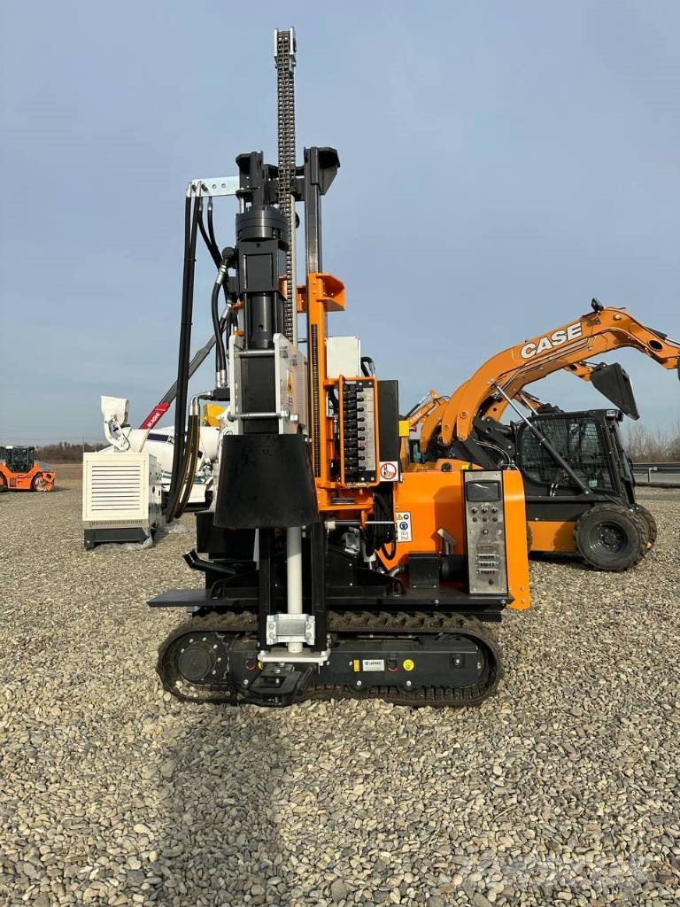 Turchi 300F pile driver Paalutuskoneet