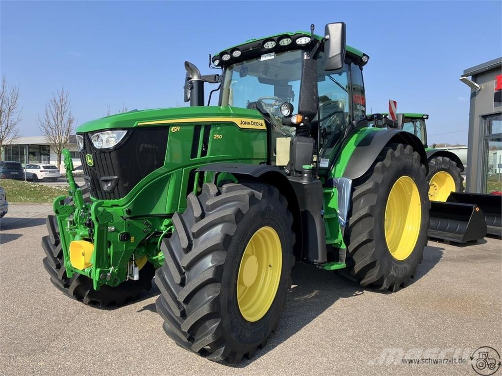 John Deere 6R 250 Traktorit