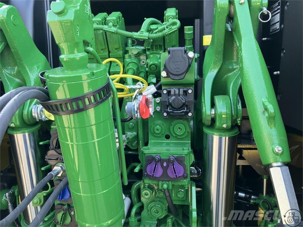 John Deere 6R 250 Traktorit