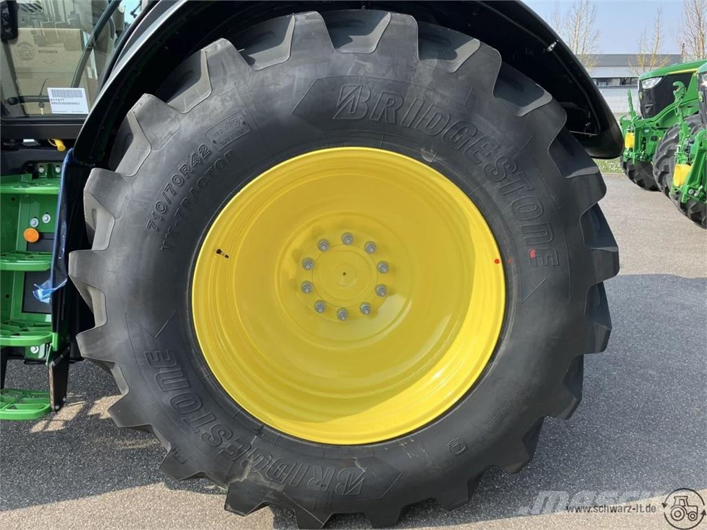 John Deere 6R 250 Traktorit