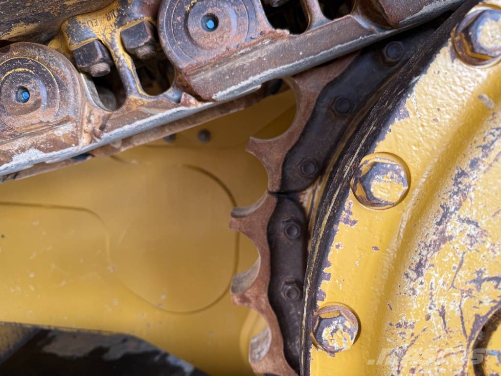 CAT D6 XE LGP - German Machine / Ripper Valve Buldožerji goseničarji