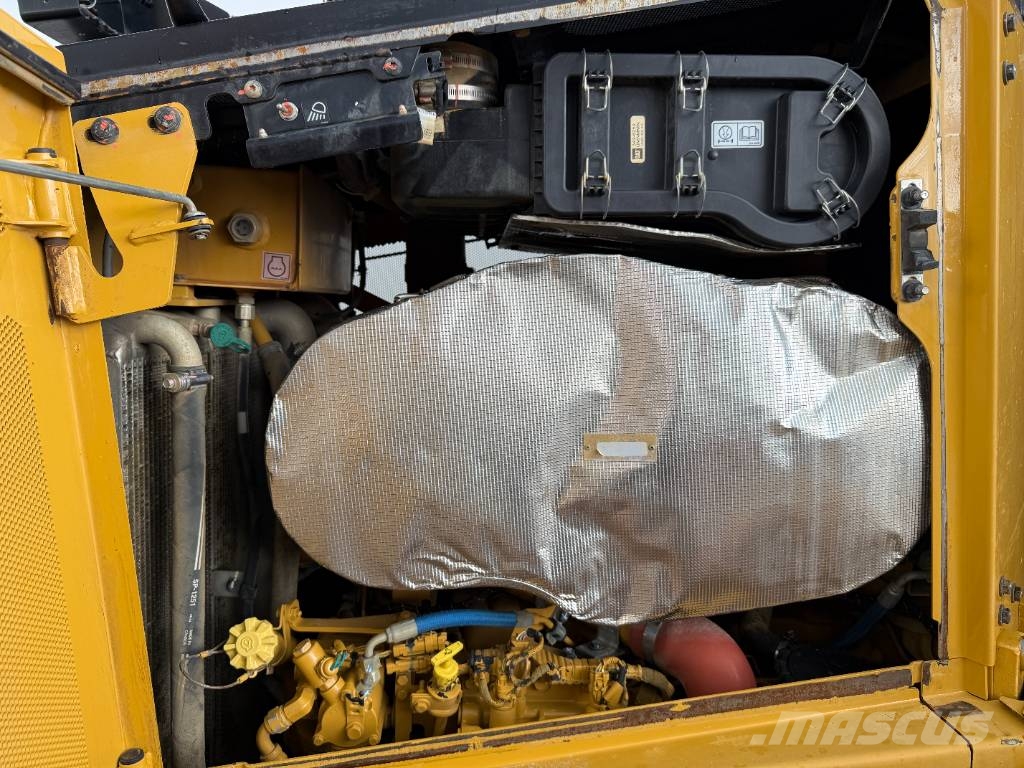 CAT D6 XE LGP - German Machine / Ripper Valve Buldožerji goseničarji