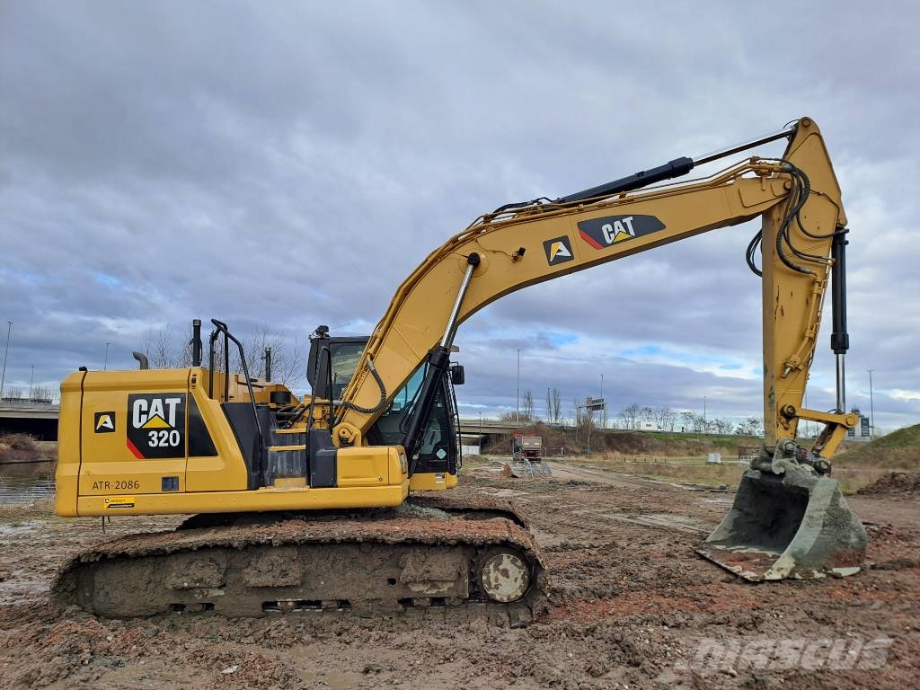 CAT 320 Bageri gusjeničari