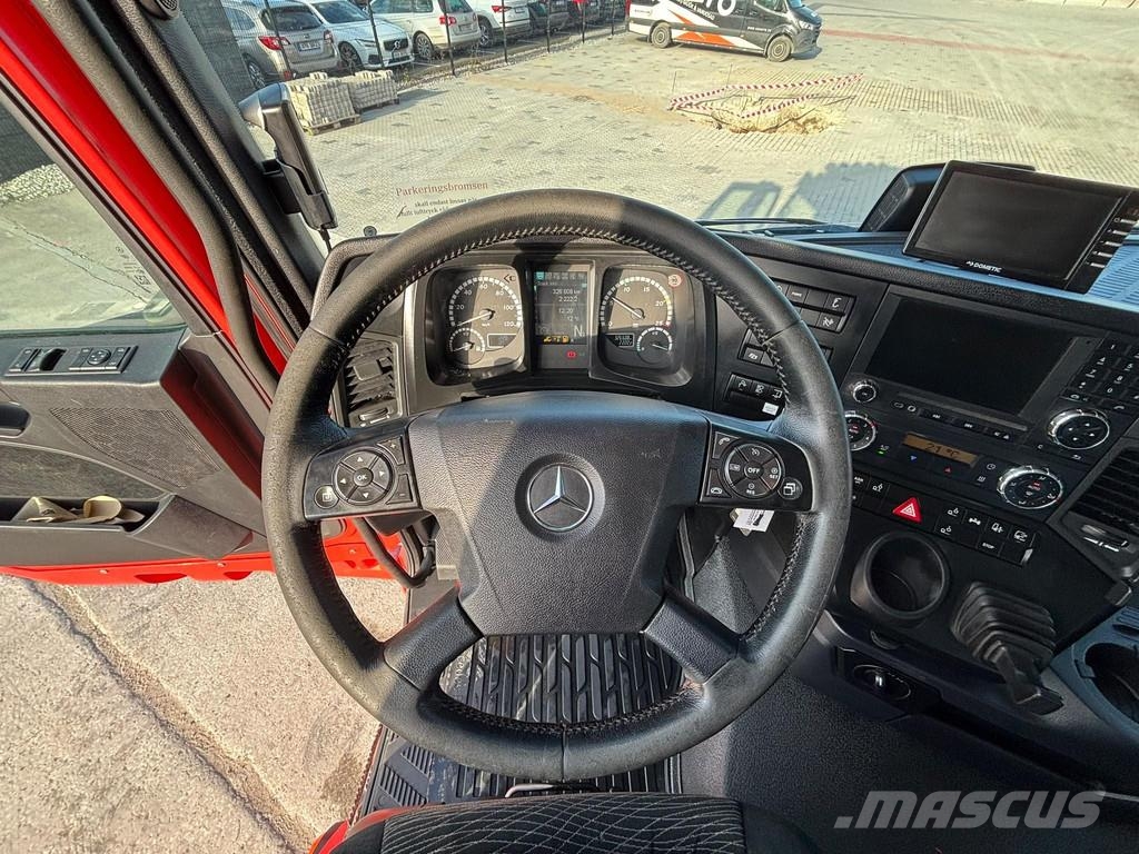 Mercedes-Benz Arocs 3251 8x4*4 BOX L=6237 mm Pašizgāzējs