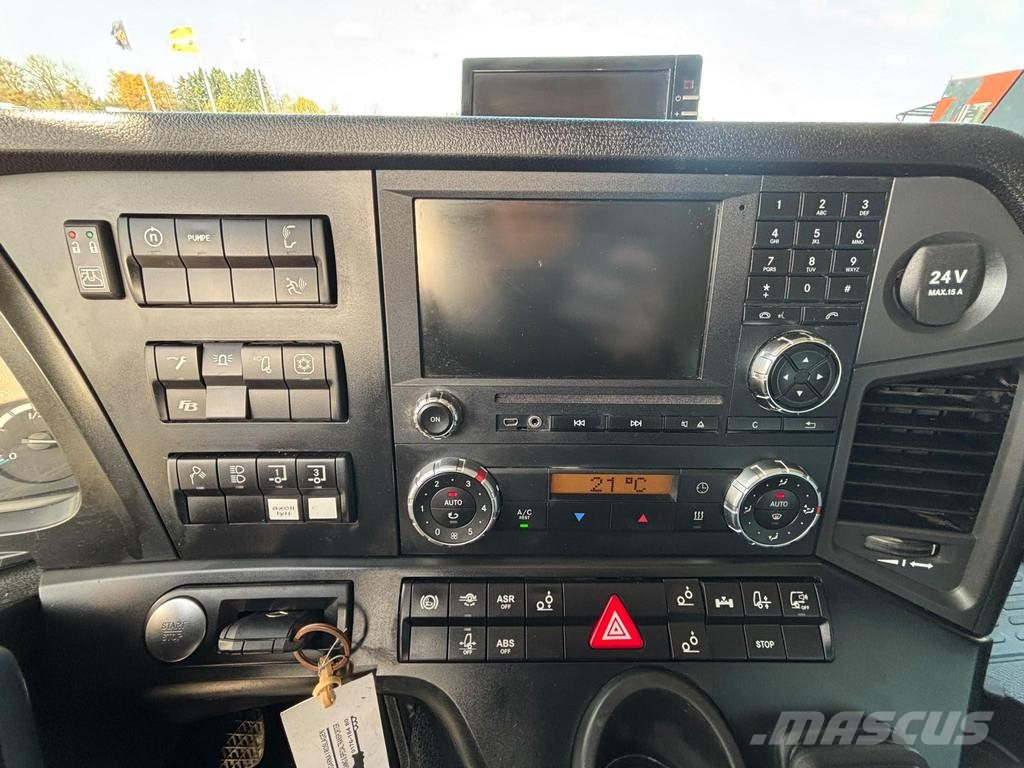 Mercedes-Benz Arocs 3251 8x4*4 BOX L=6237 mm Pašizgāzējs