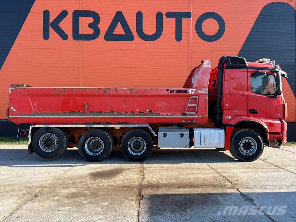 Mercedes-Benz Arocs 3251 8x4*4 BOX L=6237 mm Pašizgāzējs