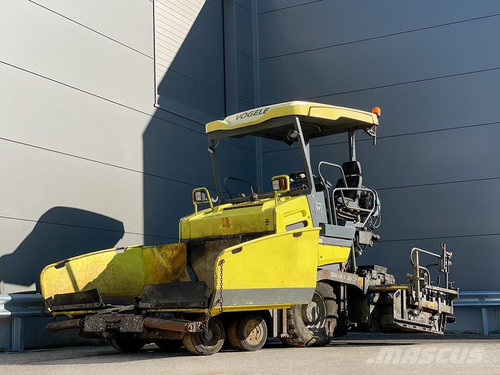 Vögele SUPER 1303-3I Машини за асфалт
