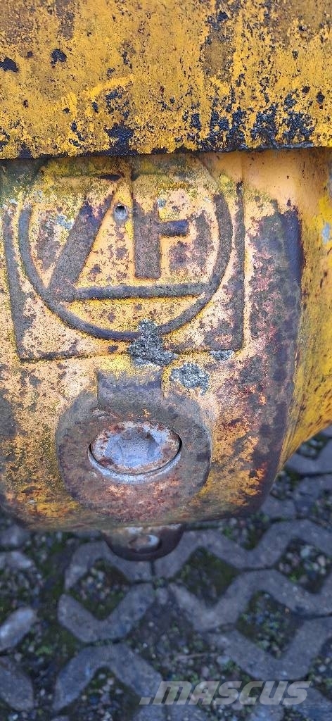 Furukawa 355 Most  ZF przód Furukawa 355 Оси