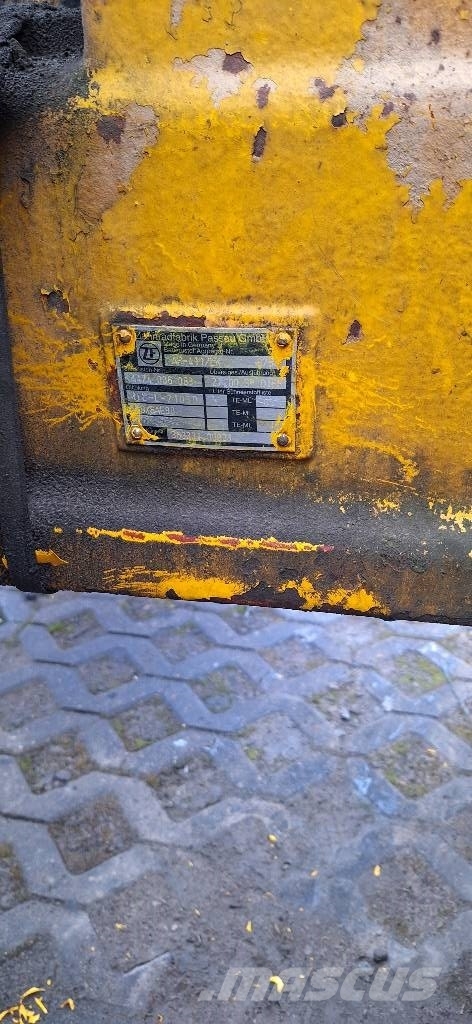 Furukawa 355 Most  ZF przód Furukawa 355 Оси