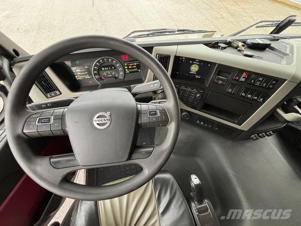 Volvo FM500 6X2*4 + RETARDER + CARRIER SUPRA 850 Camiones con temperatura controlada