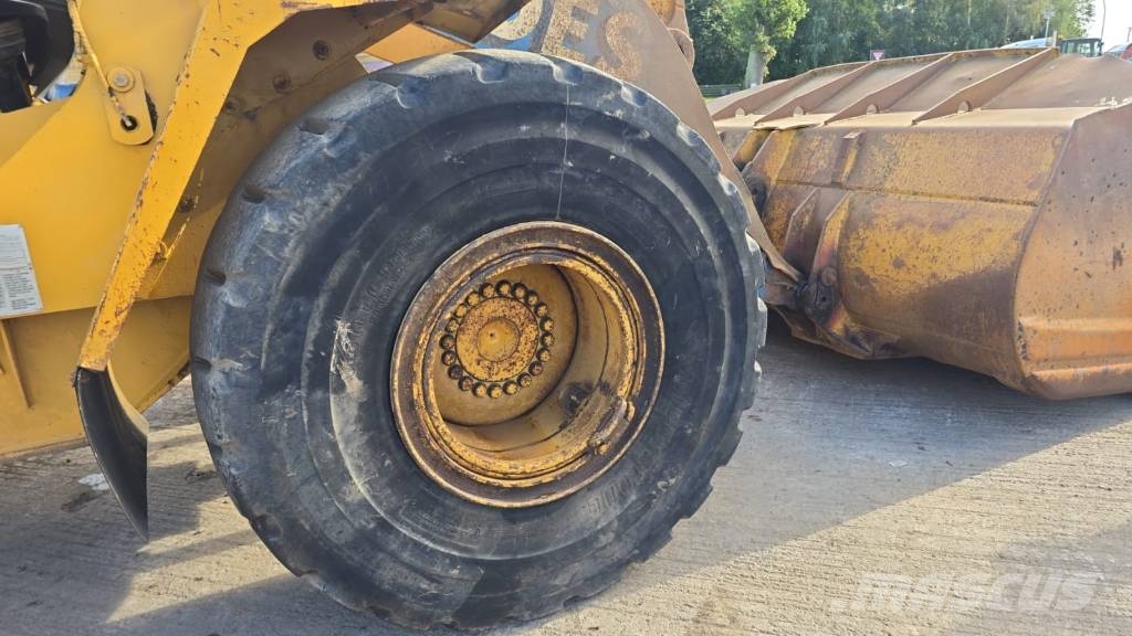 CAT 962 G Iekrāvēji uz riteņiem
