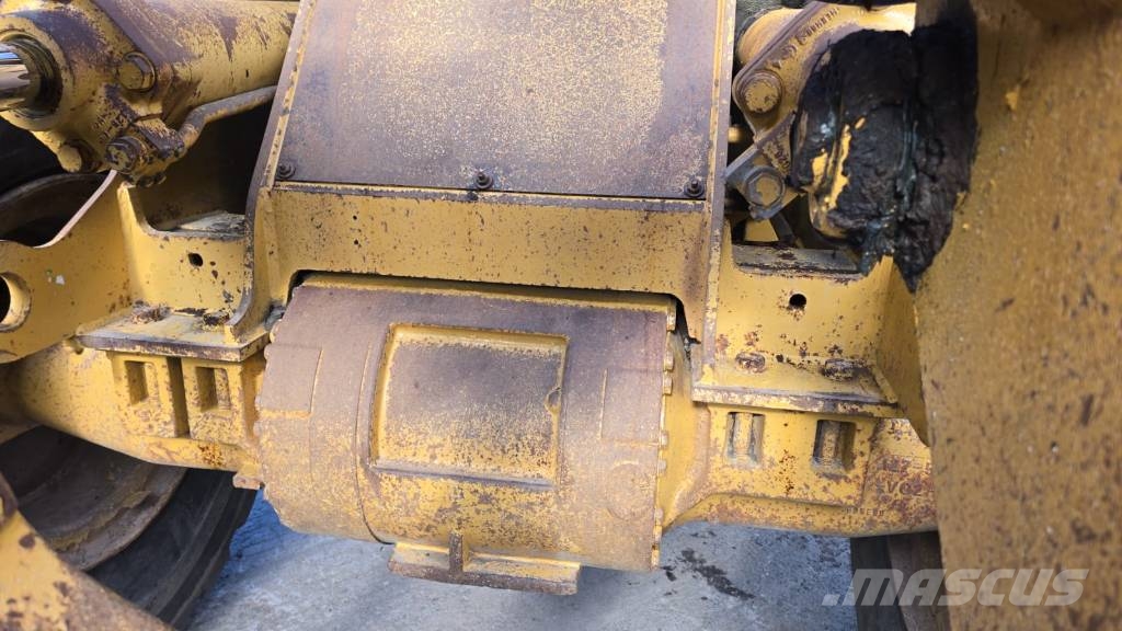 CAT 962 G Iekrāvēji uz riteņiem