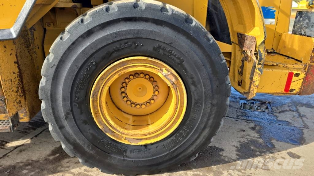 CAT 962 G Iekrāvēji uz riteņiem