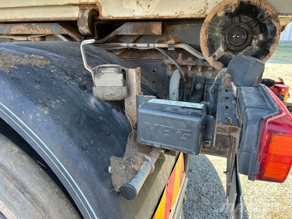 Volvo FM 12 460 شاحنات الرافعات الخطافية