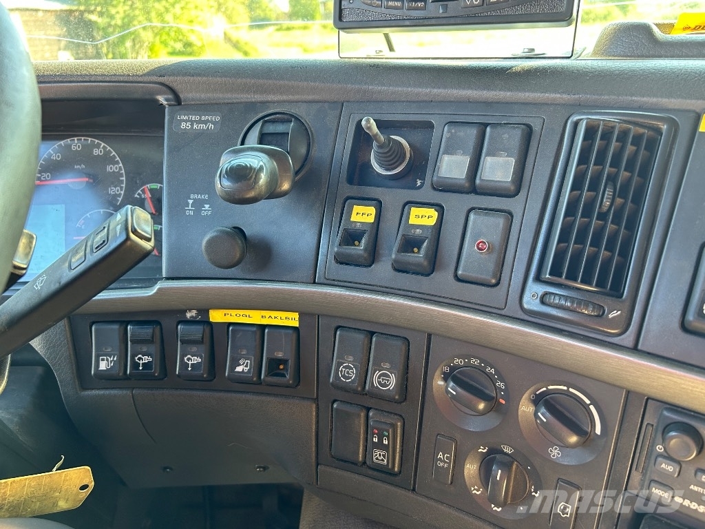 Volvo FM 12 460 شاحنات الرافعات الخطافية