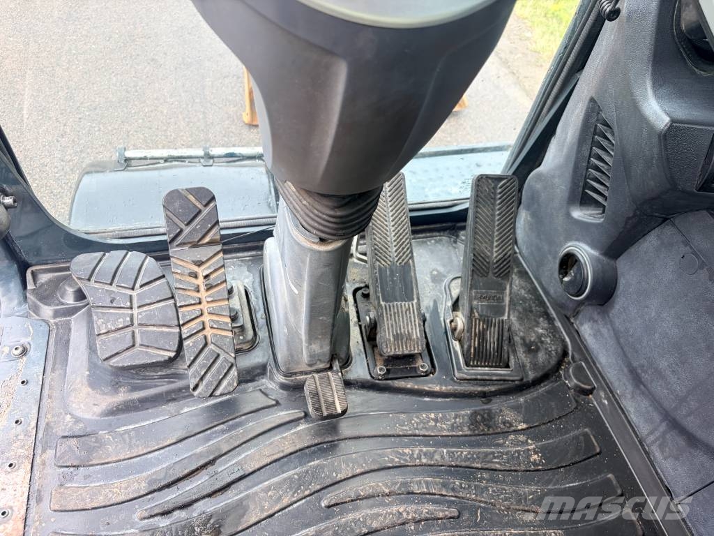 Hyundai HW 140 Excavadoras de ruedas