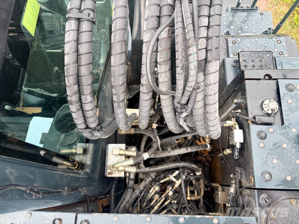 Hyundai HW 140 Excavadoras de ruedas