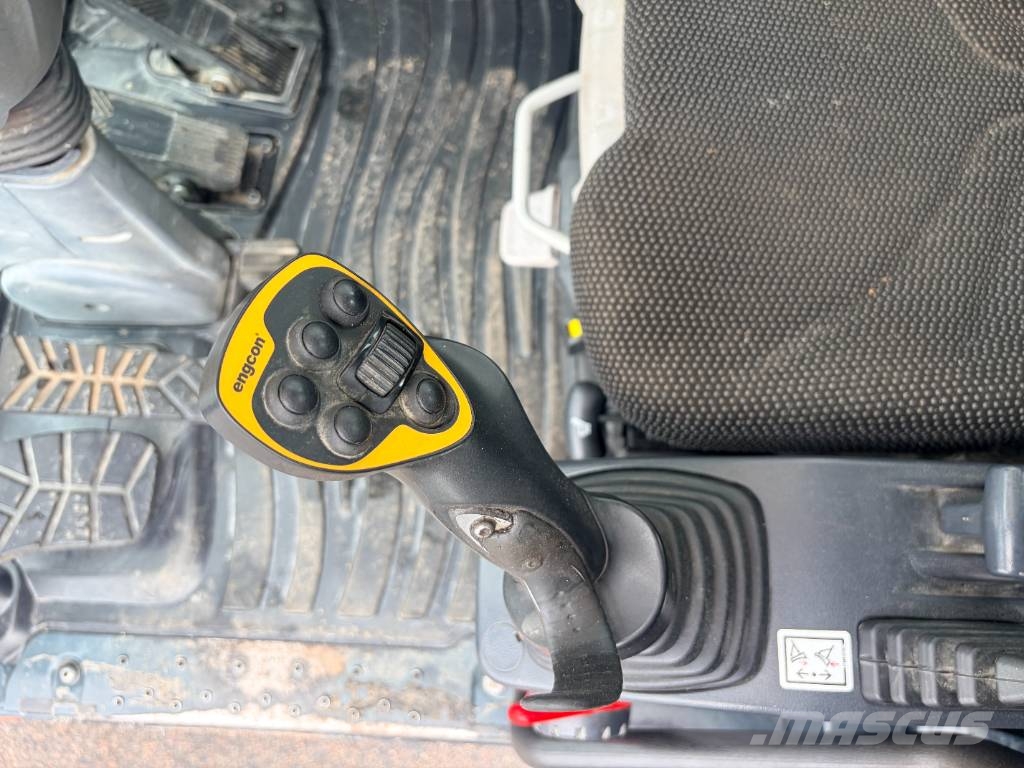 Hyundai HW 140 Excavadoras de ruedas