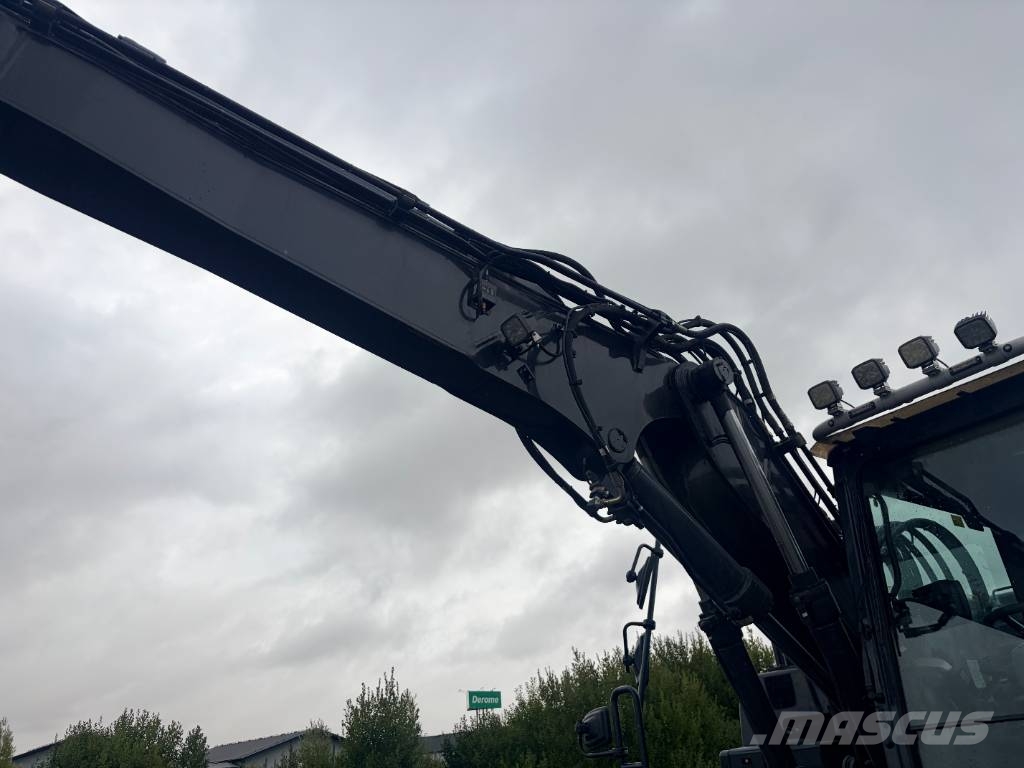 Hyundai HW 140 Excavadoras de ruedas