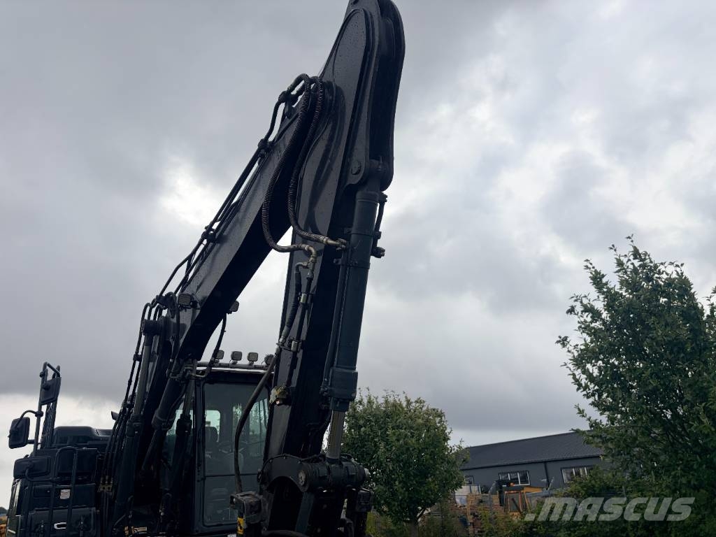 Hyundai HW 140 Excavadoras de ruedas