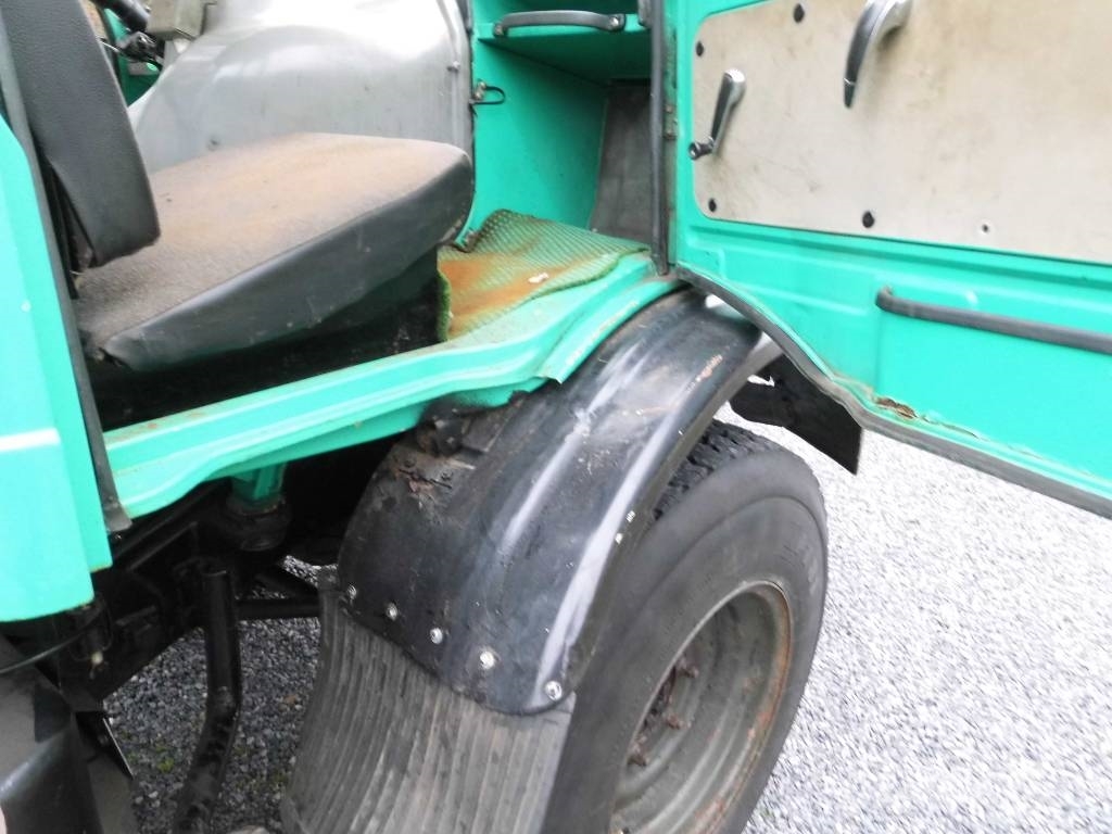 Unimog 406 トラクター