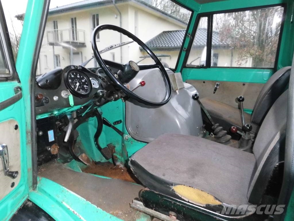 Unimog 406 トラクター