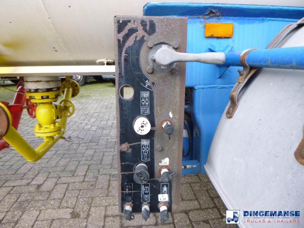  EU Gas tank steel 46.9 m3 / 1 comp Cisternové návěsy