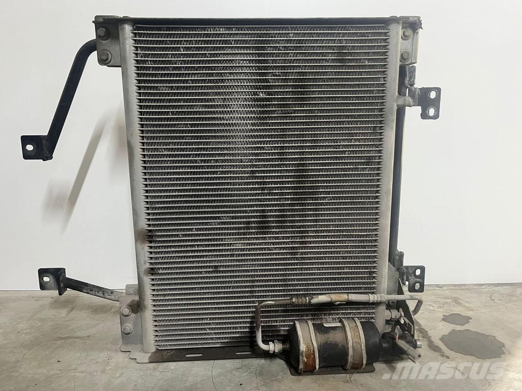 Liebherr airco cooler 94050601 운송 장비 - 기타